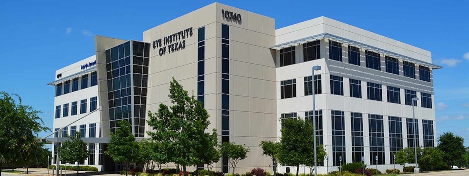 Eye-Institute-of-Texas-slider